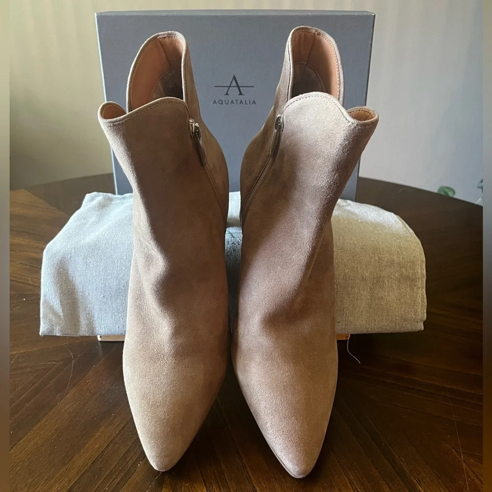 NWT Aquatalia Tan Suede Ankle Boots Kaylani in Original Box Women’s 12 / 42
